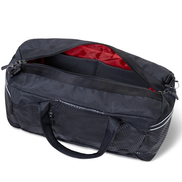 NEW Rock Rimmon Timberland Gym Bag Black. Size OS - Picture 3 of 4